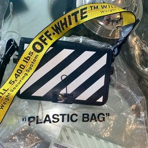 Off white shoulder bag